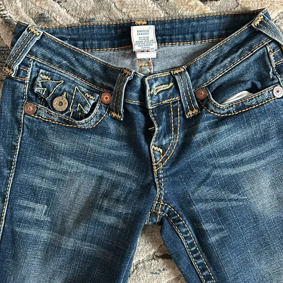 True Religion Blue Flare/boot cut. Size 26  inseam 33” - Picture 5 of 7
